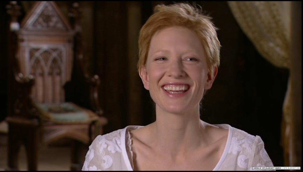 ElizabethTheGoldenAgeDVD-Featurette_277.jpg