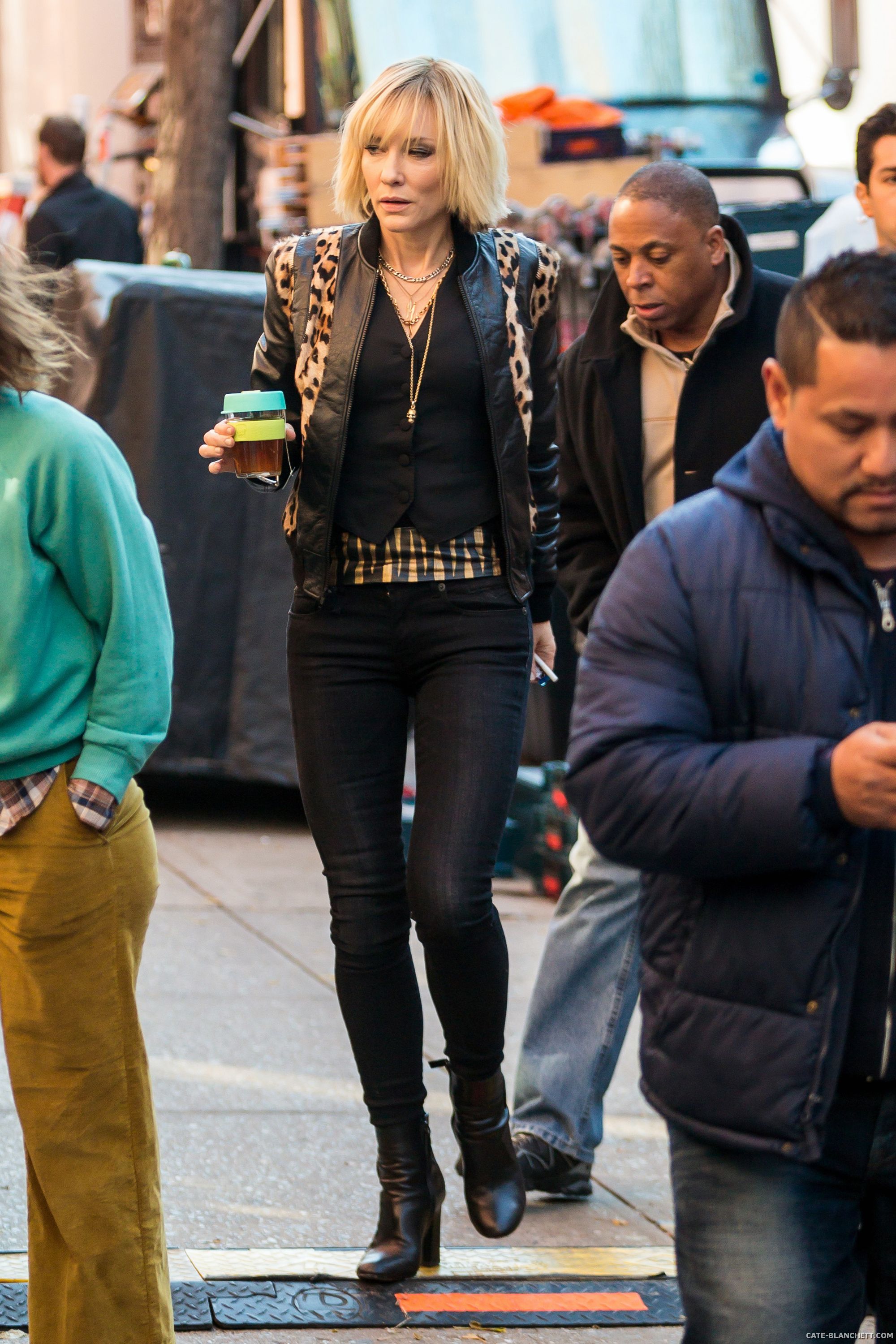 oceans8-ny-dec1-2016-002.jpg